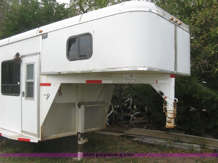 image for item L6344 2004 Ponderosa horse trailer