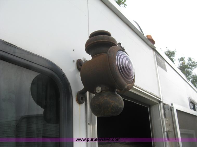 image for item L6344 2004 Ponderosa horse trailer