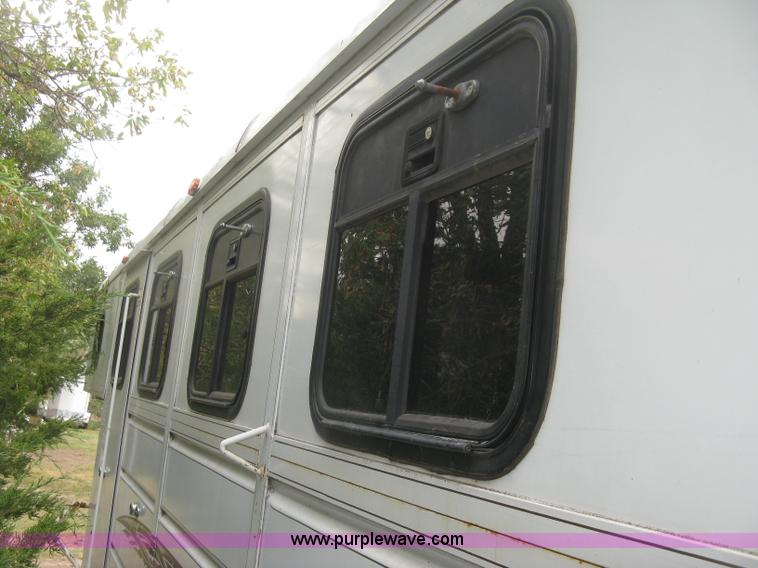 image for item L6344 2004 Ponderosa horse trailer