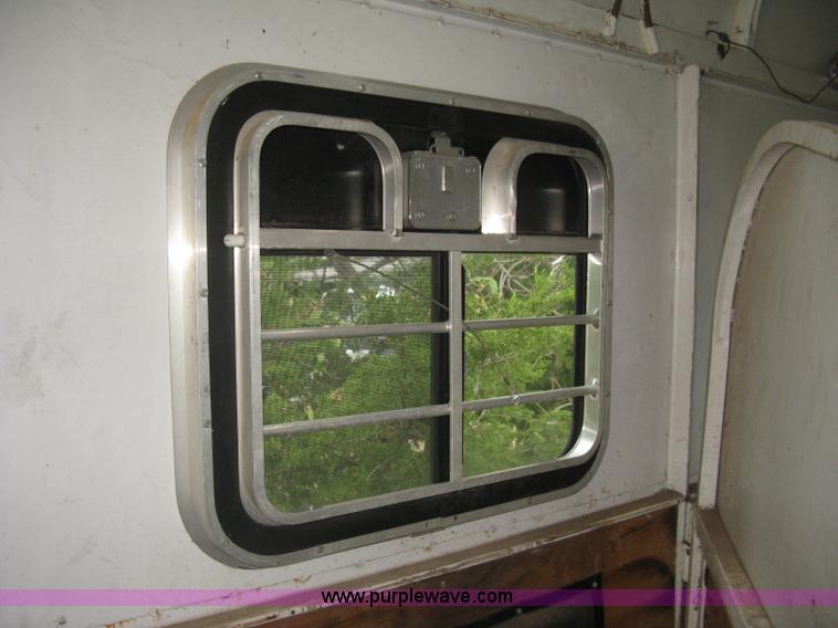 image for item L6344 2004 Ponderosa horse trailer