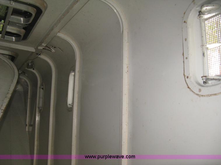 image for item L6344 2004 Ponderosa horse trailer