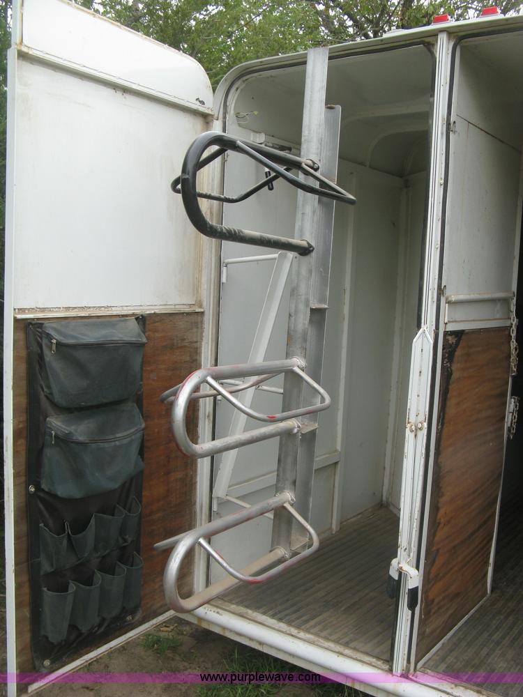 image for item L6344 2004 Ponderosa horse trailer