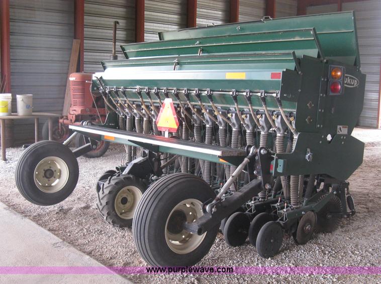image for item L6413 Sukup 2300 no-till drill