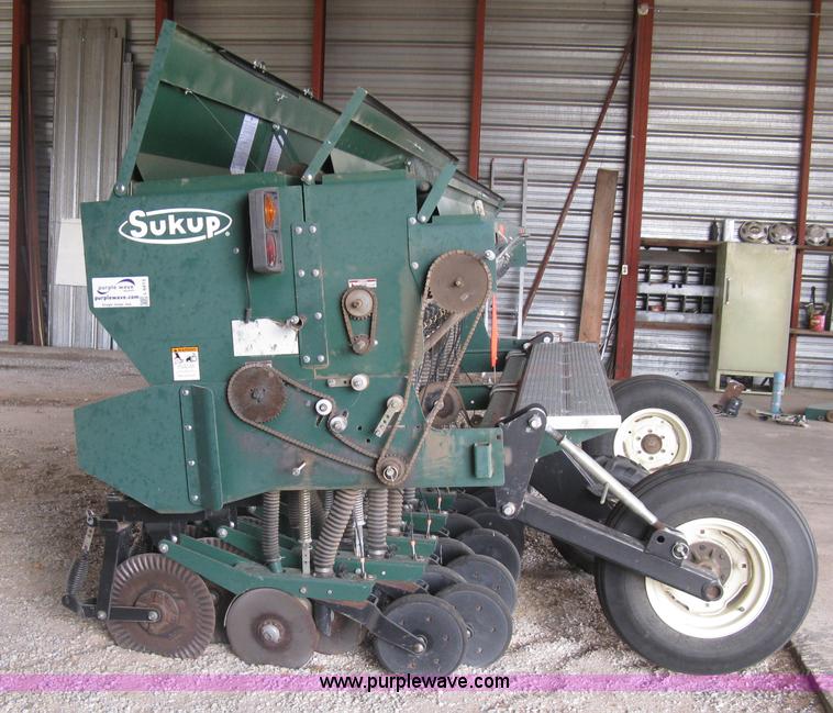 image for item L6413 Sukup 2300 no-till drill