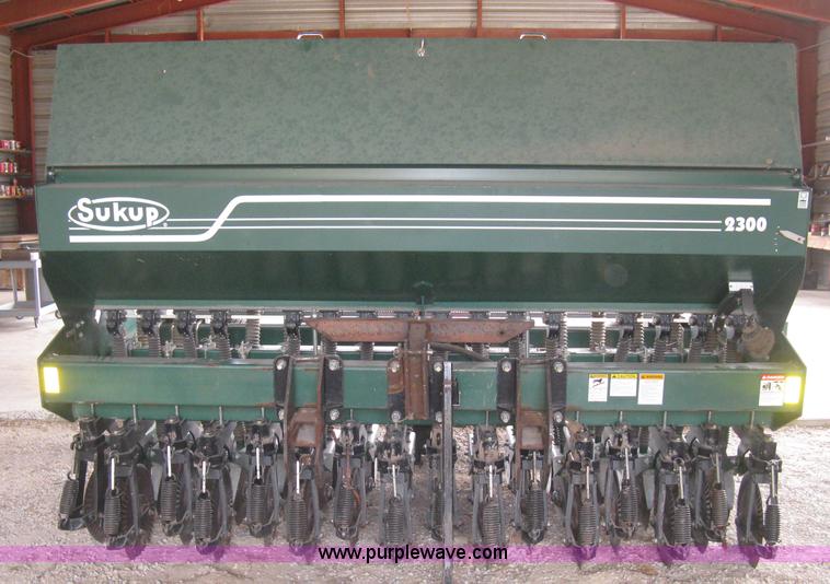 image for item L6413 Sukup 2300 no-till drill