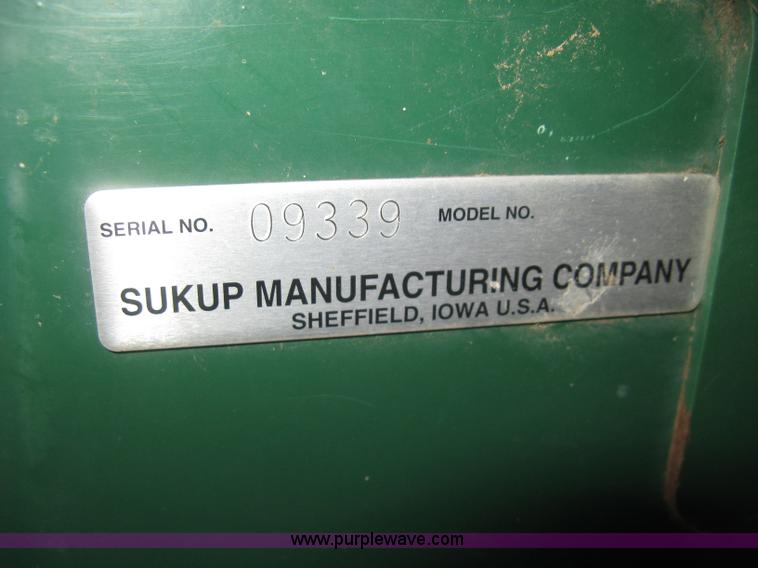 image for item L6413 Sukup 2300 no-till drill