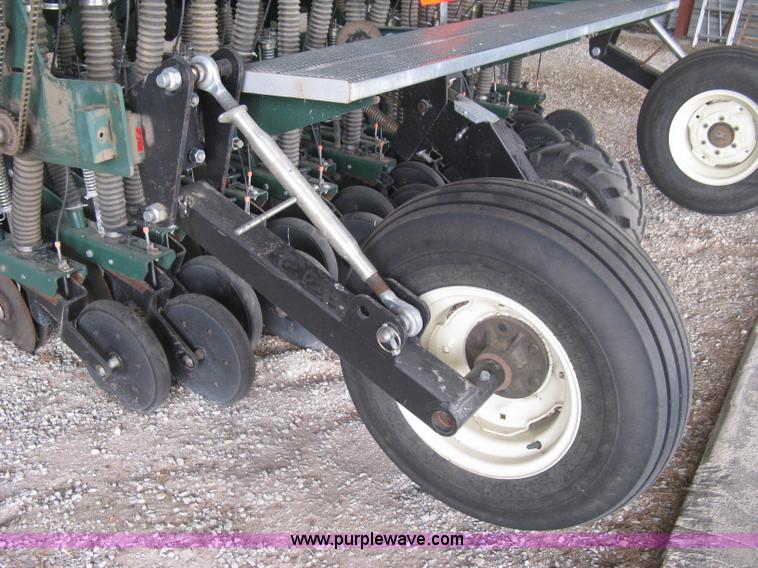 image for item L6413 Sukup 2300 no-till drill