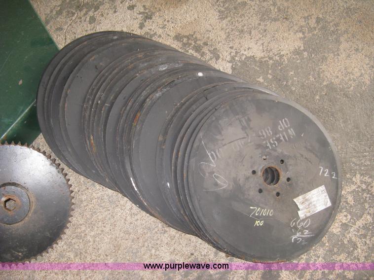 image for item L6413 Sukup 2300 no-till drill