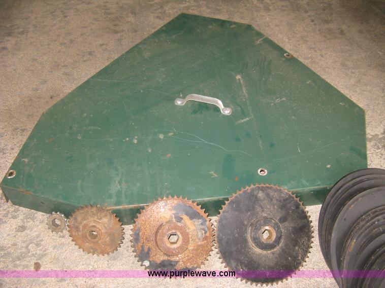 image for item L6413 Sukup 2300 no-till drill