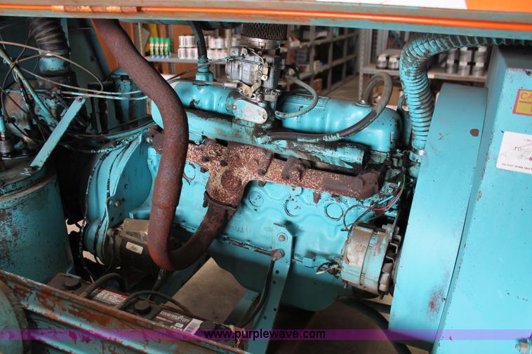 image for item AO9477 Davey 150 air compressor