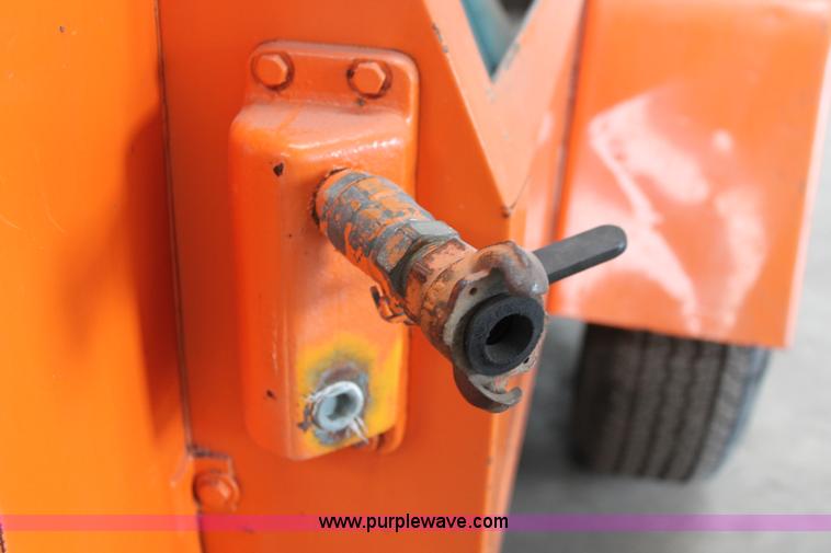 image for item AO9477 Davey 150 air compressor