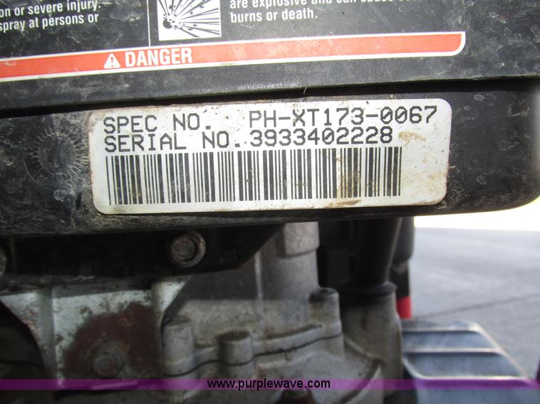 image for item AV9077 2010 Husky pressure washer