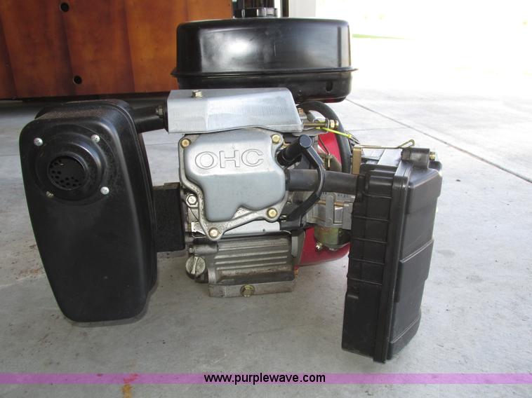 image for item AV9079 Robin Subaru EX27 OHC single cylinder gas engine