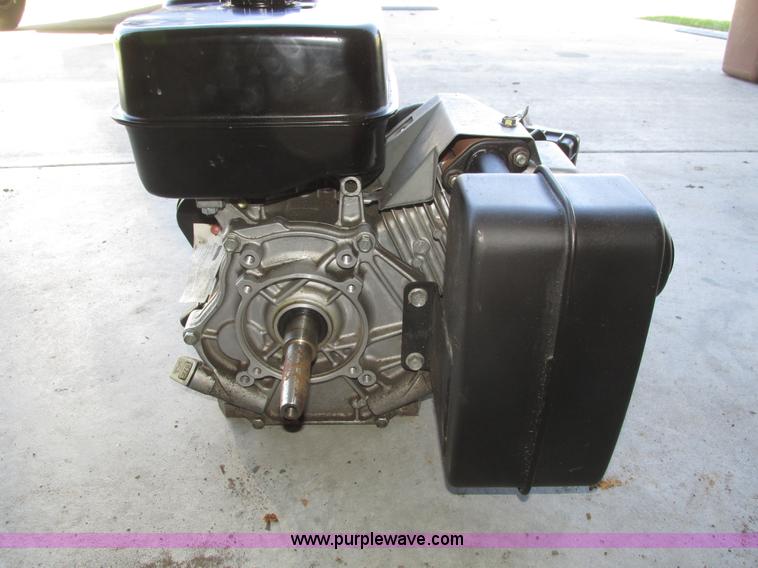 image for item AV9079 Robin Subaru EX27 OHC single cylinder gas engine