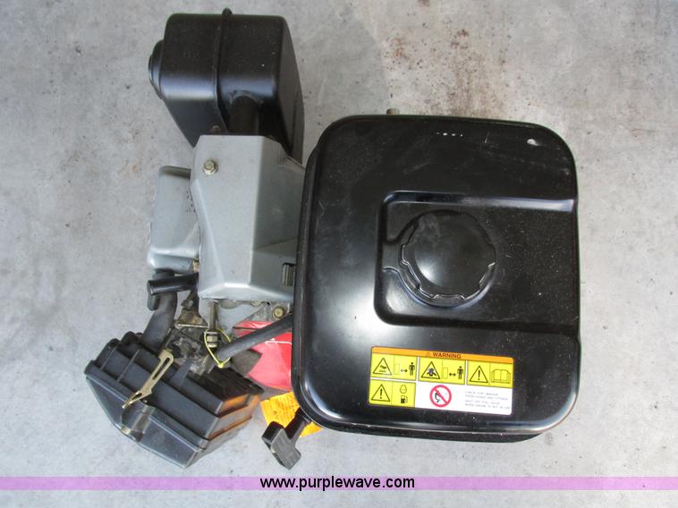 image for item AV9079 Robin Subaru EX27 OHC single cylinder gas engine