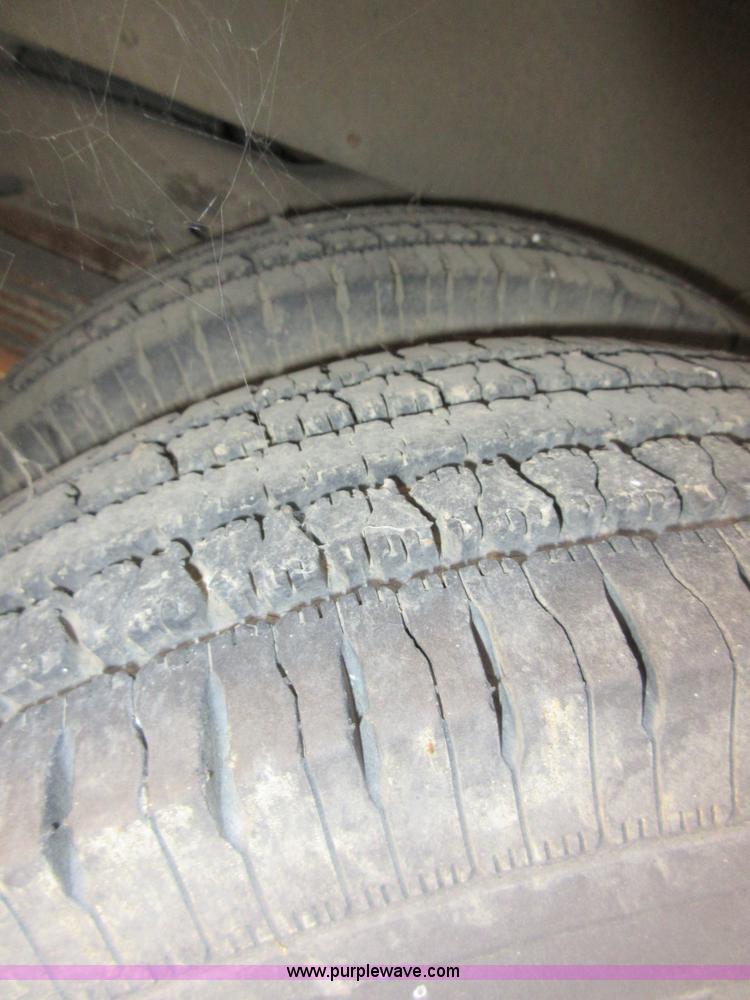 image for item BB9147 1996 Ford Econoline E450 bus