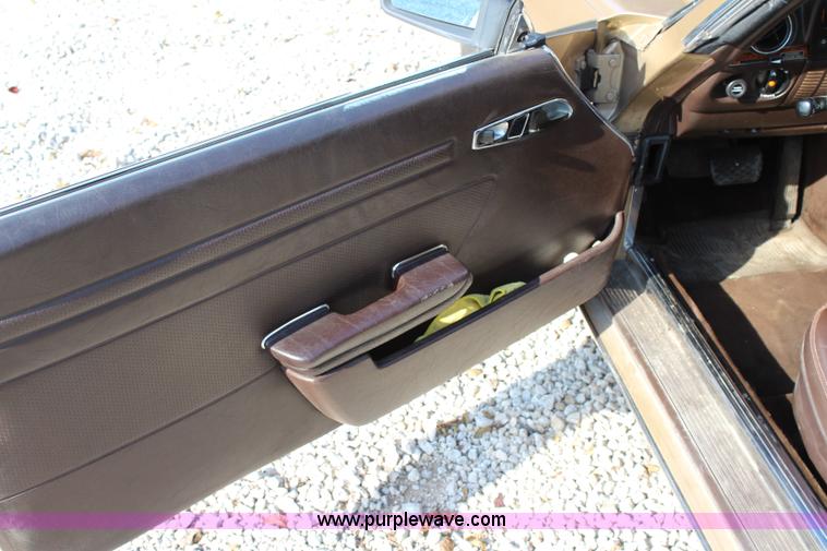 image for item BB9264 1980 Mercedes Benz 450SLC