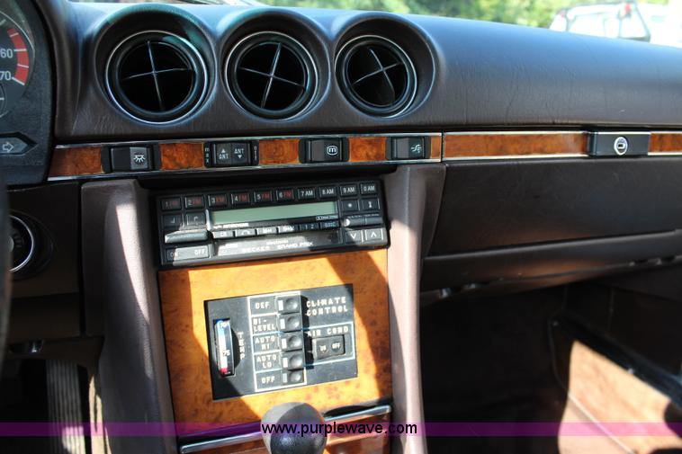 image for item BB9264 1980 Mercedes Benz 450SLC