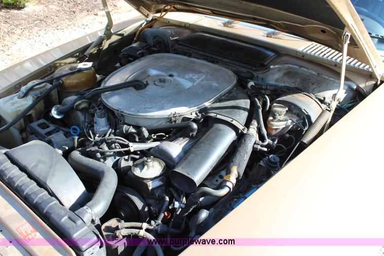 image for item BB9264 1980 Mercedes Benz 450SLC