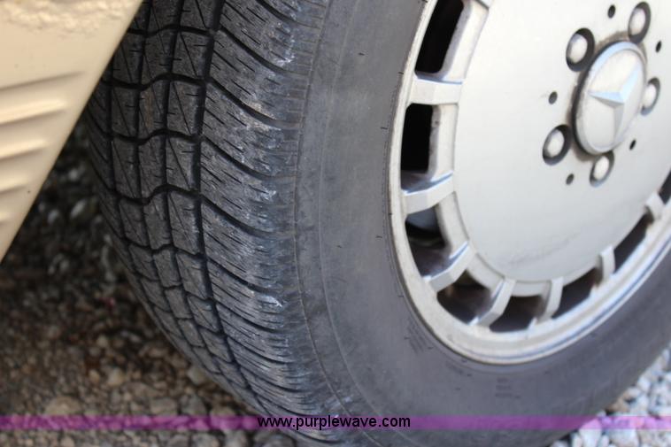 image for item BB9264 1980 Mercedes Benz 450SLC