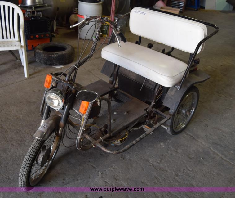 image for item BL9826 Tri-Ped motorized bicycle