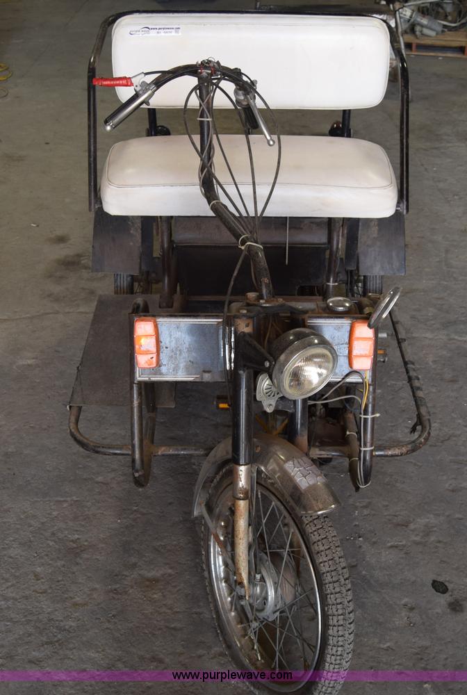image for item BL9826 Tri-Ped motorized bicycle