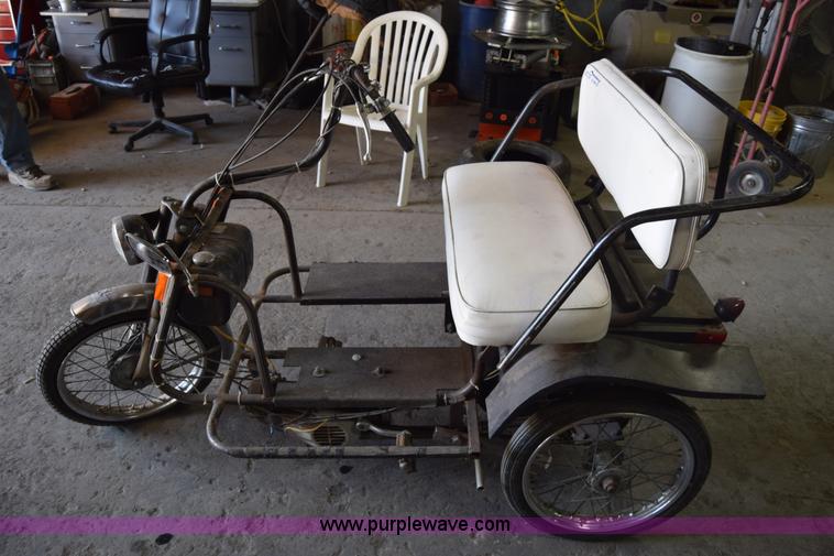 image for item BL9826 Tri-Ped motorized bicycle
