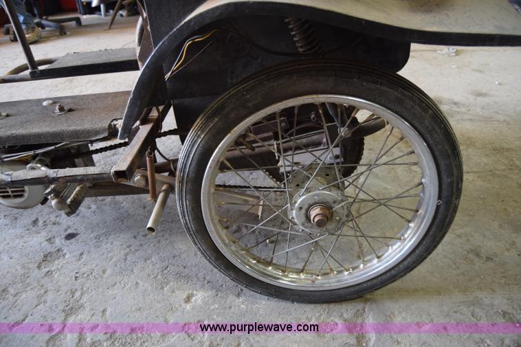 image for item BL9826 Tri-Ped motorized bicycle