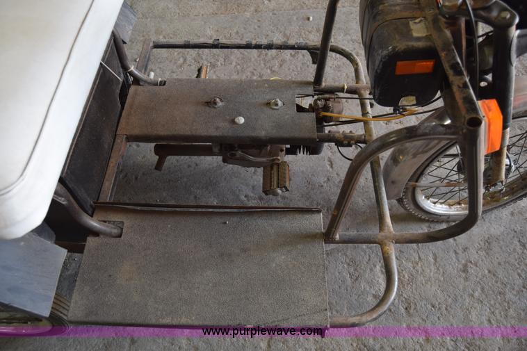image for item BL9826 Tri-Ped motorized bicycle