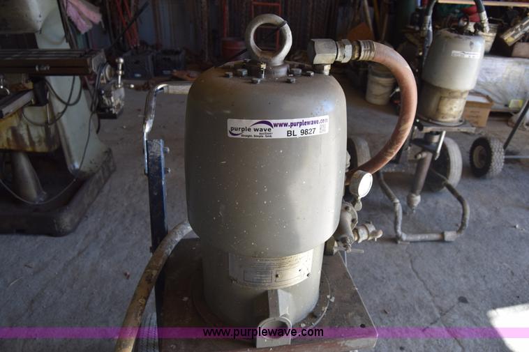 image for item BL9827 Graco paint sprayer