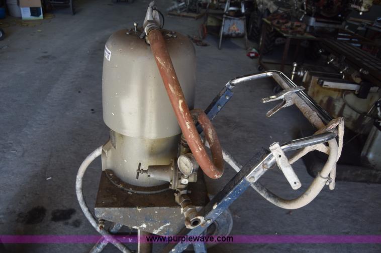 image for item BL9827 Graco paint sprayer