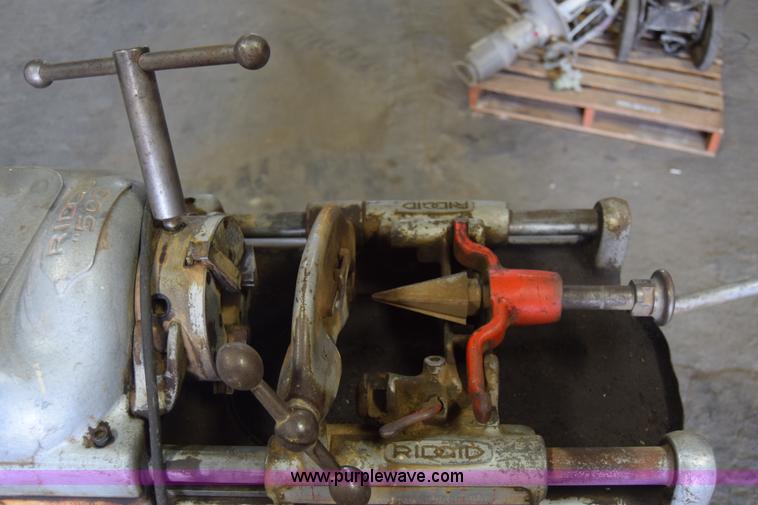 image for item BL9829 Ridgid 500 pipe threader