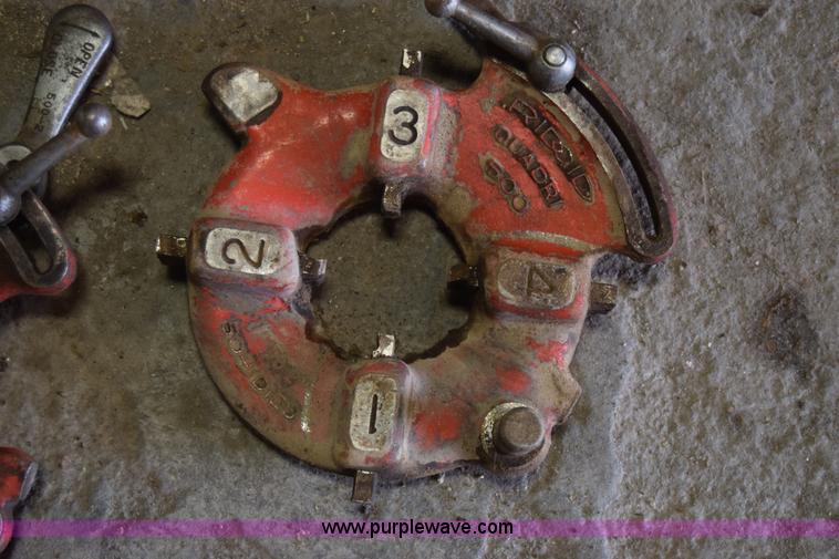 image for item BL9829 Ridgid 500 pipe threader