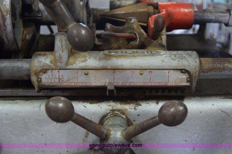 image for item BL9829 Ridgid 500 pipe threader