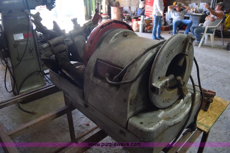 image for item BL9830 Rex 6590 pipe threader