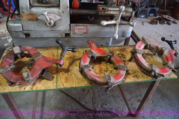 image for item BL9830 Rex 6590 pipe threader