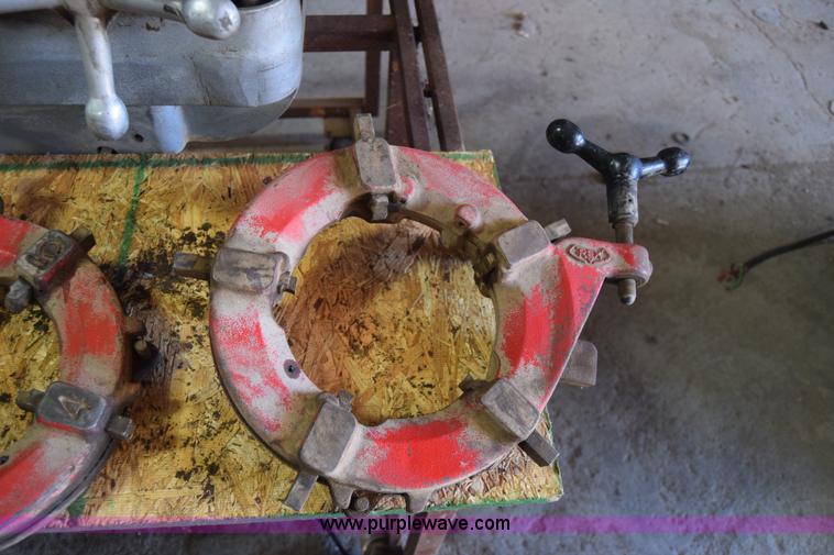 image for item BL9830 Rex 6590 pipe threader