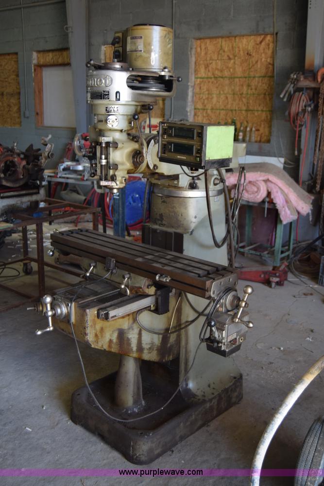 image for item BL9831 Comet 25 vertical mill