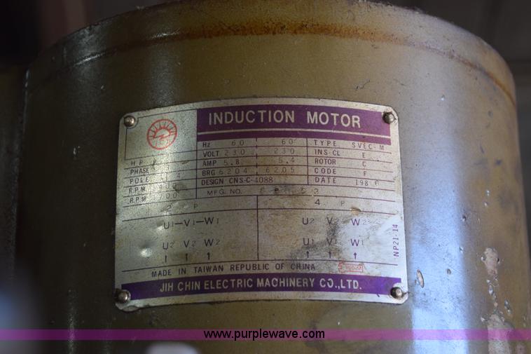 image for item BL9831 Comet 25 vertical mill