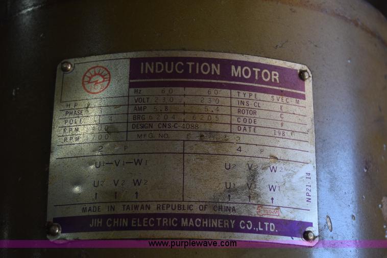 image for item BL9831 Comet 25 vertical mill