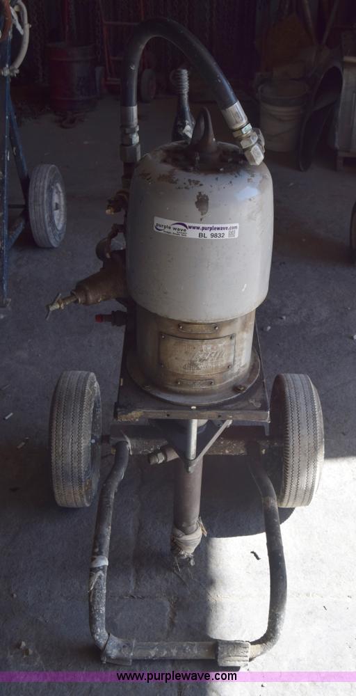 image for item BL9832 Graco Type 630 paint sprayer