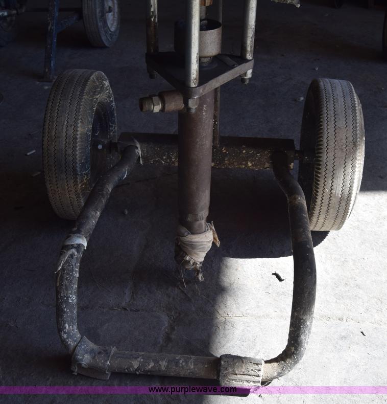 image for item BL9832 Graco Type 630 paint sprayer