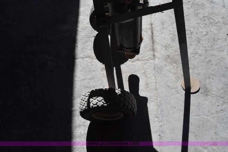 image for item BL9833 Graco Type 65 paint sprayer
