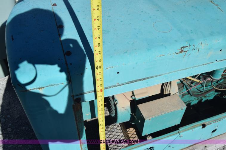 image for item BL9838 Onan generator