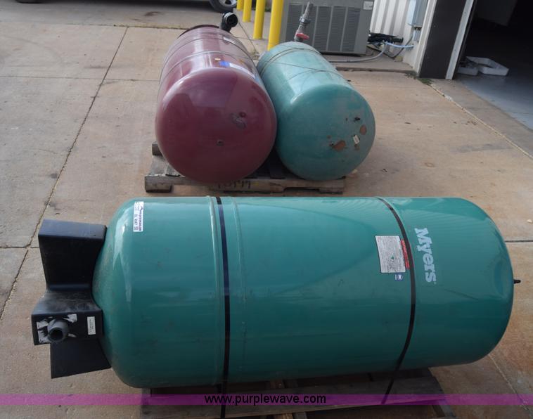 (3) hydropneumatic pump tanks in McPherson, KS Item BL9847 sold