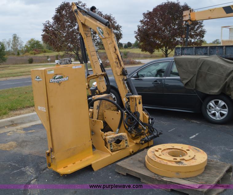 image for item BR9887 Diamond mid-mount boom mower