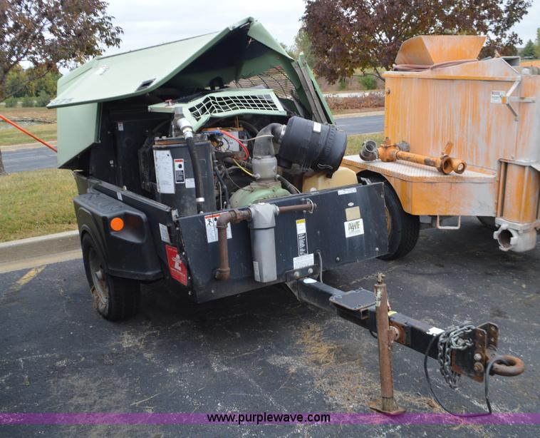 image for item BR9888 Sullair 375JD air compressor