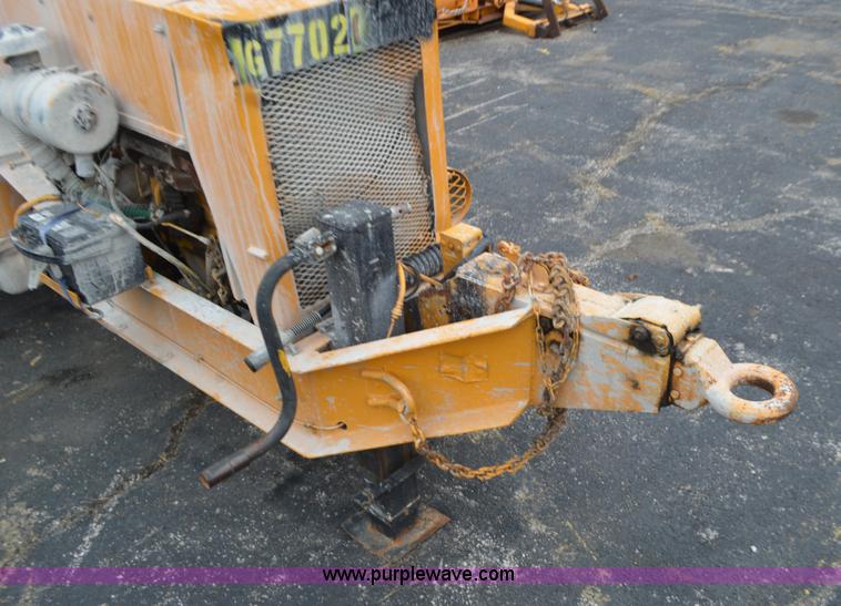 image for item BR9889 1991 Voeller 100 mud jack