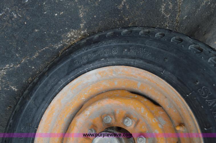 image for item BR9889 1991 Voeller 100 mud jack