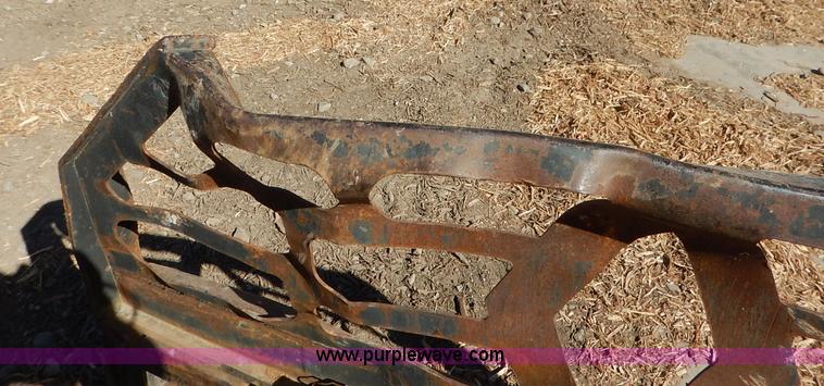 image for item BT9632 Blue Diamond B48 pallet forks